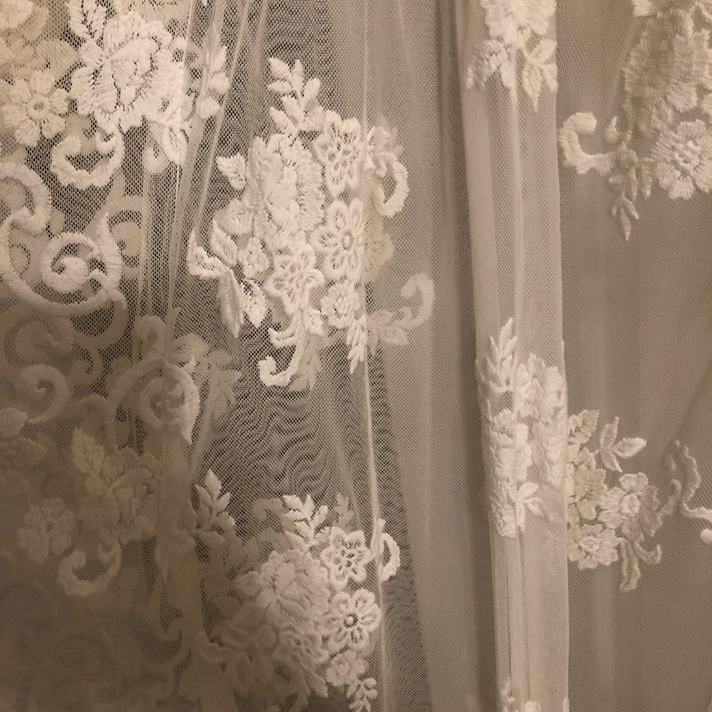 Forever 21 White Lace Maxi Kimono L - Picture 6 of 6
